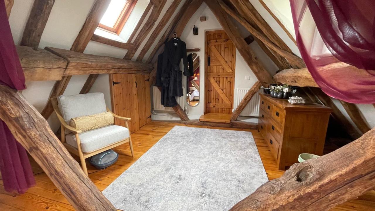 Elegant Peaceful Barn In Rural Village Setting Close To Stratford Upon Avon Eksteriør bilde